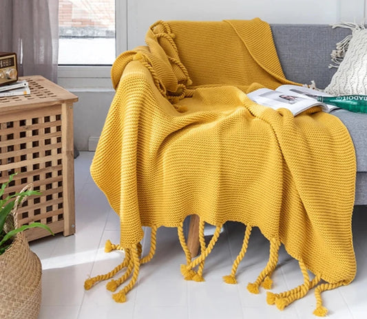 Chic Tassel Throw