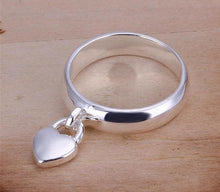 Load image into Gallery viewer, Dangling Heart Ring.