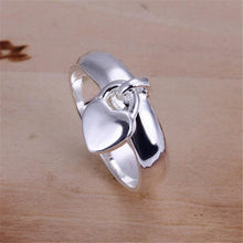 Load image into Gallery viewer, Dangling Heart Ring.